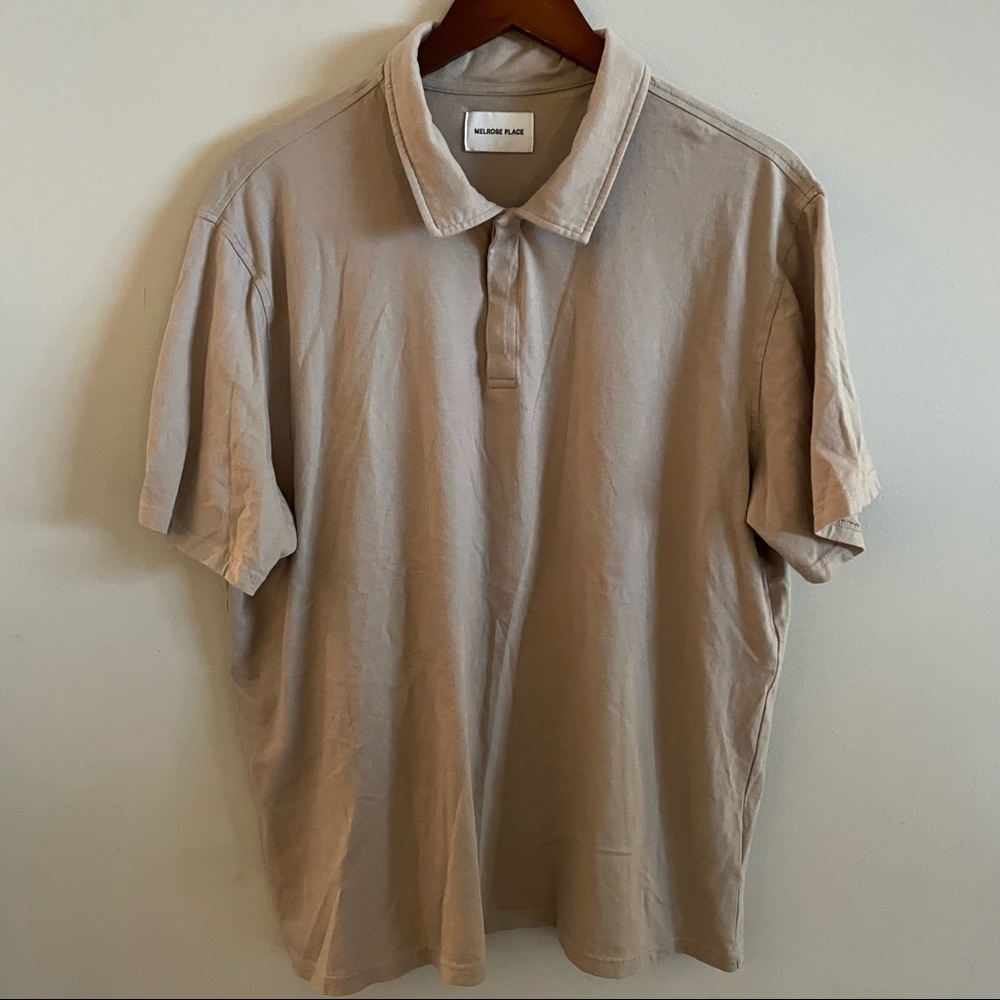 Melrose Place Brookside polo in concrete (taupe/beige) size men’s XL, unworn.